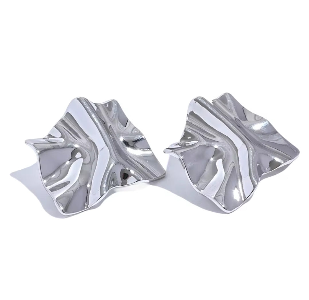 Delia Earrings