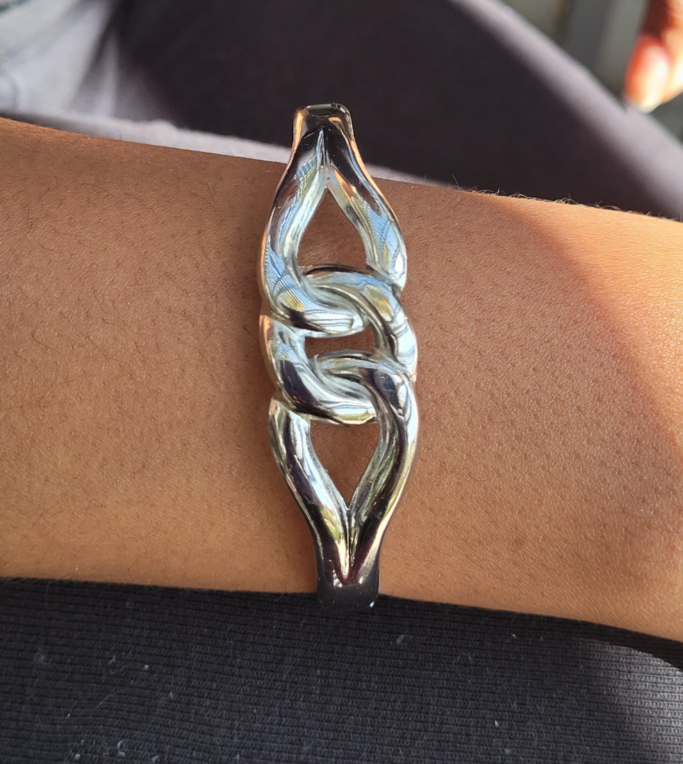Silver Twist Bangle