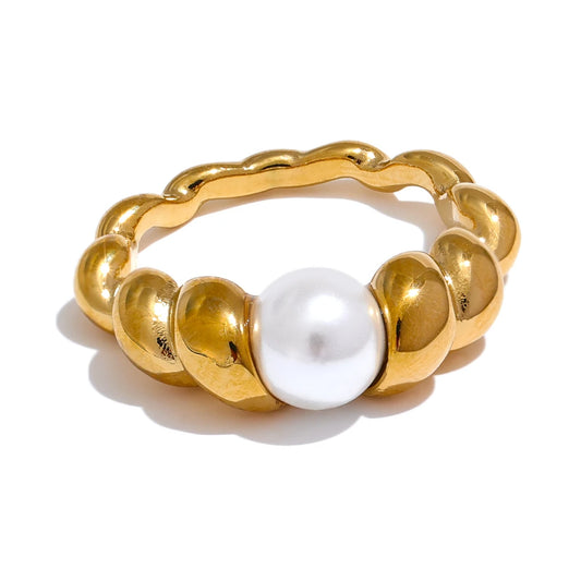 Mika Twisted Pearl Gold Ring