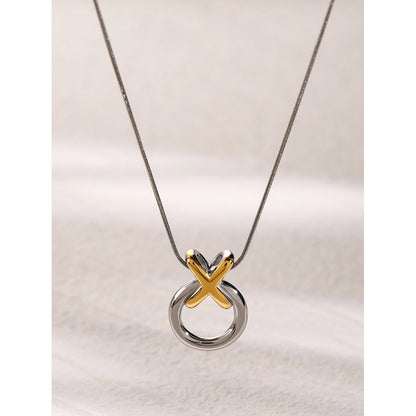 Amira XO Pendant Necklace