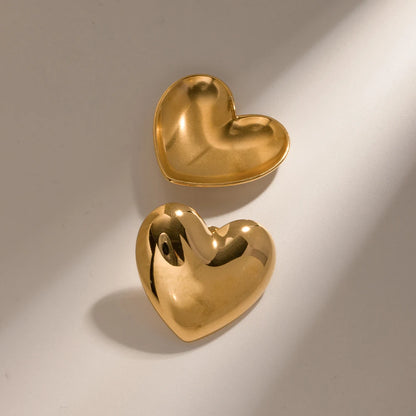 Amelia Heart Earrings