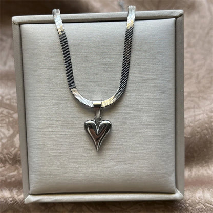 Annalise Heart Necklace