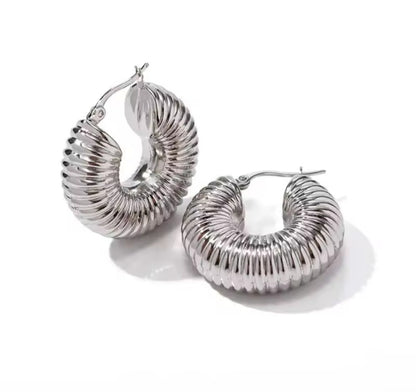 Kaylee Hoop Earrings